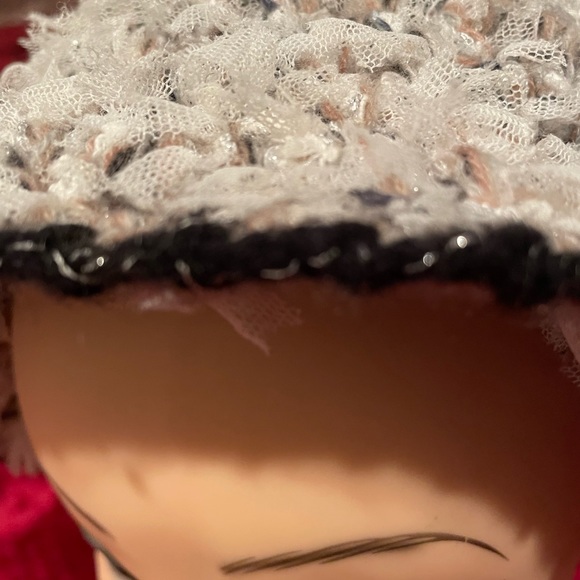 CHANEL Cashmere Blend Hat - Picture 6 of 10